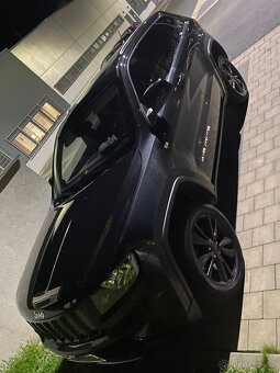 Jeep Grand Cherokee - 3