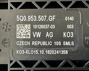 Páčky volantu 5Q0953507GF Škoda Octavia 3 facelift r.v. 2019 - 3