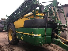 Postřikovač John Deere 962 R - 3
