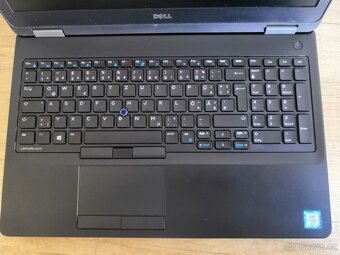 Dell 5570 i5 / 8 GB / 256 SSD / Windows 11 - 3