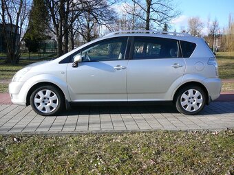 Toyota Corolla Verso 22D-4D 100kW - 3