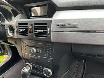 Mercedes-Benz GLK 320 CDI (2009) - 3