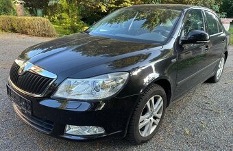 benzínová Škoda Octavia Limo 1.4 UNIKÁTNÍ STAV DSG automat - 3