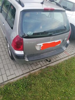 Peugeot 307 kombi, 1.6 benzín, 80 kw - 3