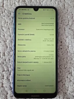 Mobilní telefon HUAWEI Y7 2019 Modrý - 3