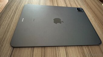 Apple iPad Pro M1 - 11'' 128 GB - 3