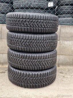 215/55/18 Zimni pneu Pirelli Sottozero 3 Winter - 3