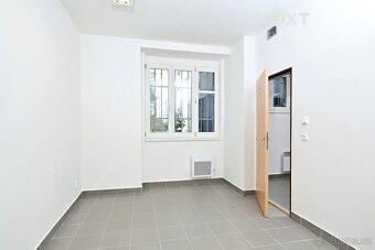 Pronájem komerční Obchodní prostory, 227㎡ - 3