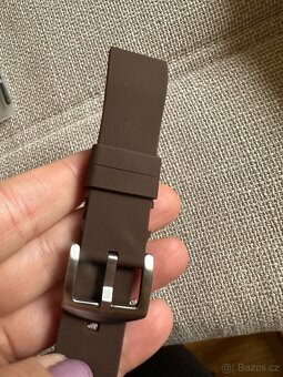 Silikonovy pasek hnedy - 3