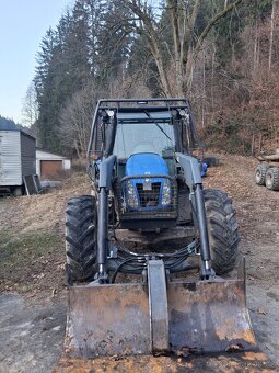 Traktor New Holland  UKT - 3