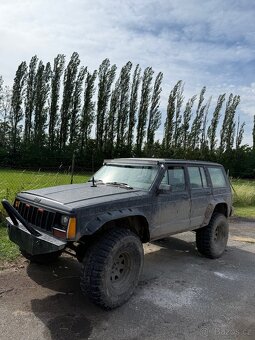 Jeep cherokee - 3