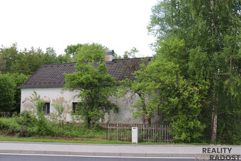 Prodej rodinného domu se stodolou u rybníka ve Vlkanově u Do - 3