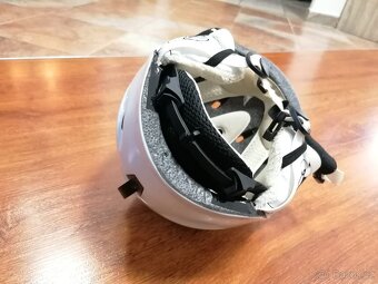 Lyžařská přilba - 3