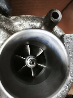 Prodám turbo na Volkswagen Passat B 5.5 - 3