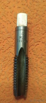 ZÁVITNÍKY METRICKÉ SADOVÉ - 3
