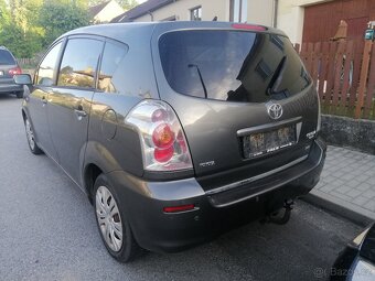 Toyota corrola verso 2,2D4D - 3