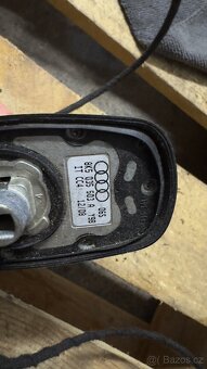 Audi A4 B8 anténa 8K5035503A - 3