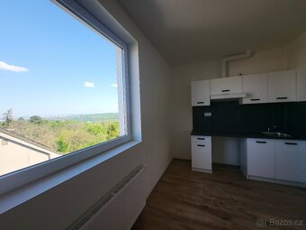 Pronájem bytu 1+kk Na břevnovské pláni, Praha - 3