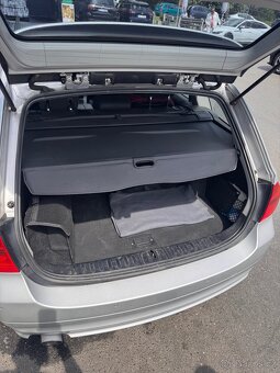 BMW E91 320D - 3