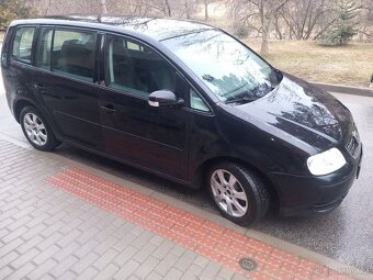Volkswagen touran - 3