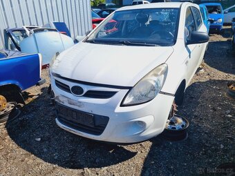 HYUDAI I20 - 3