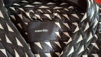 "Someday " znackova damska bunda - 3