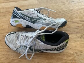 Boty & tenisky & sálovky Mizuno vel. 35 - 3