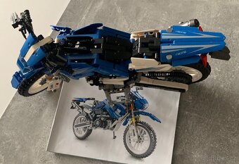 Kopie stavebnice LEGO Yamaha DT (složený stav) - 3