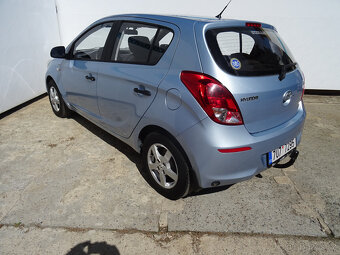 Hyundai i20 1.2i,62kW,1majČR,S.kniha - 3