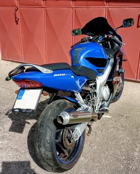 Honda CBR 600, F4 - 3