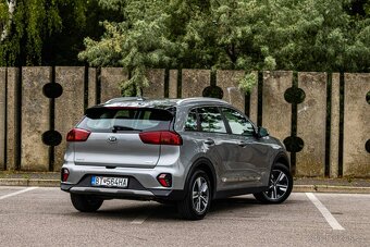 Kia Niro 1.6 GDi Plug-in Hybrid Gold A/T 2019 - 3
