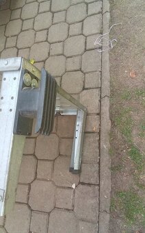 STŮL NA PILU - 3