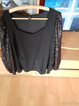 Společenská černá halenka - 3