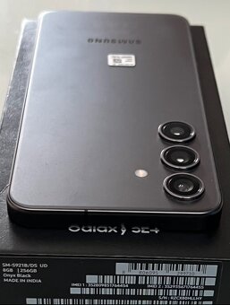 Samsung S24 - 3