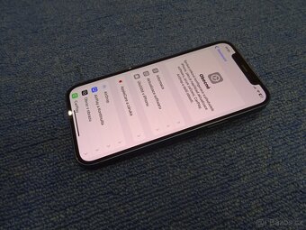 APPLE iPhone 12 64GB modrý - 3