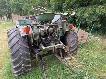 RS09 GT 124 traktor - 3