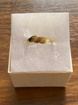 Zlatý prstýnek - 3