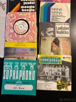 Vinyl singly různé - 3