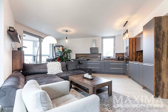 Byt 3+kk o ploše 112 m2 - Praha, Libeň - 3