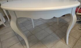 Jídelní stůl masiv - 3