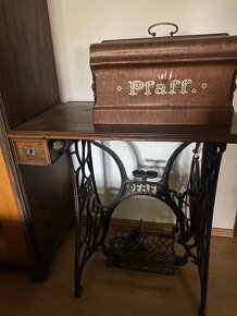 Starožitný šicí stroj PFAFF - 3