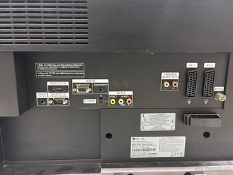 Televize LG 42" 106cm - 3