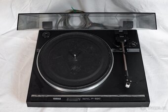 Gramofon YAMAHA - 3