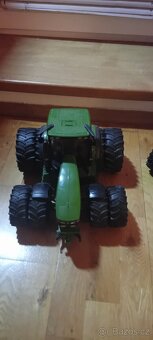 BRUDER Traktor +přídavná kola 4X - 3
