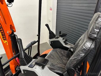 Bagr 2,5T, motor Kubota 25Hp - 3