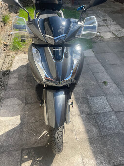 Honda SH125, rok 2021, původ ČR, 2. majitel - 3