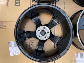 🛞Alu kola Škoda Volans 17” Scala, Kamiq 5x100 - 3