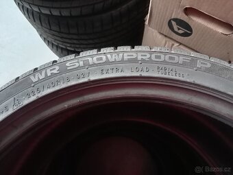 Nokian 225/40R18 - 3
