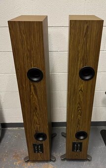 KEF R11 - 3