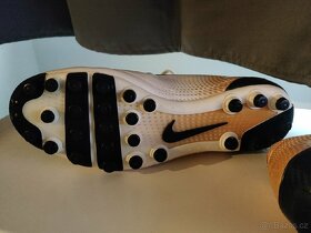 Nike Multiground 2006 Gold White vel. 45.5 - 3